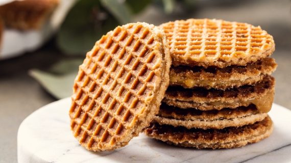 10 Oleh-Oleh Belanda: Souvenir hingga Makanan Khas Favorit