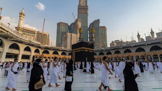Umroh Bersama Keluarga, Keutamaan hingga Tips