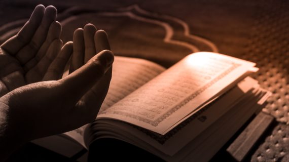 Bacaan Doa Nabi Adam AS ketika Bertaubat dan Memohon Ampun, Lengkap dengan Artinya!
