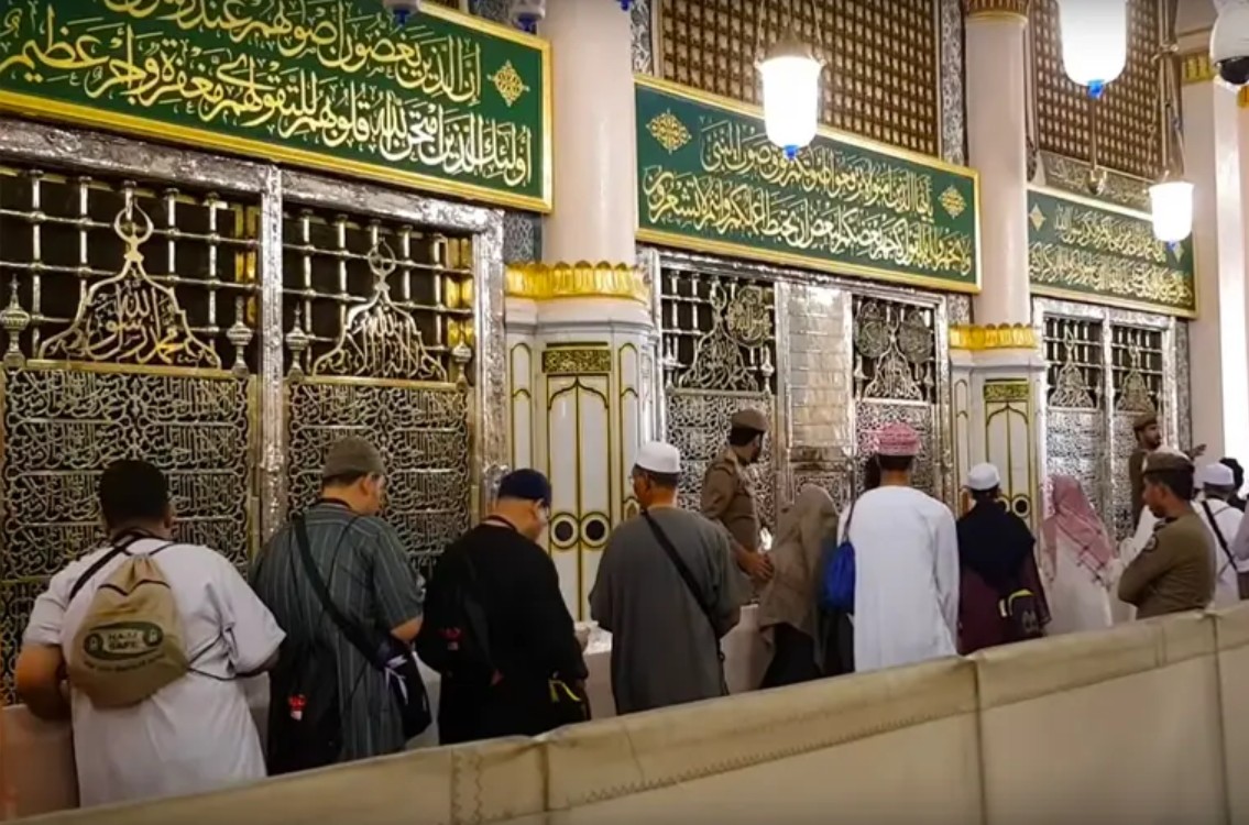 Doa Memasuki Masjid Nabawi