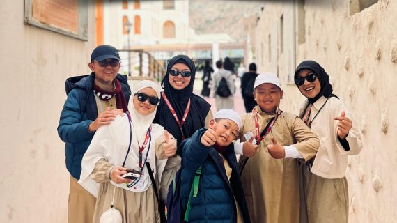 Umrah Liburan Sekolah 2026: Apresiasi Terbaik untuk Perjuangan Si Kecil