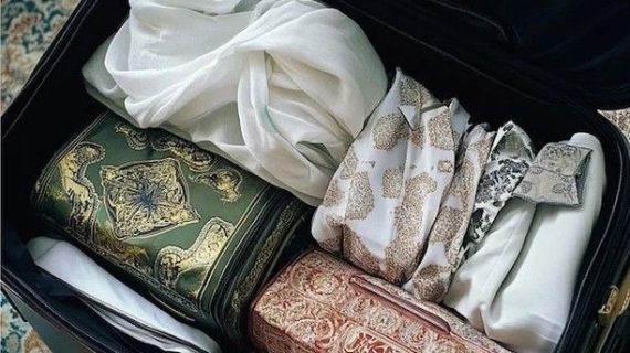 Daftar Perlengkapan Umrah Wanita untuk Perjalanan 9 Hari